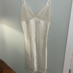 Oscar de la Renta Cream Lace Slip